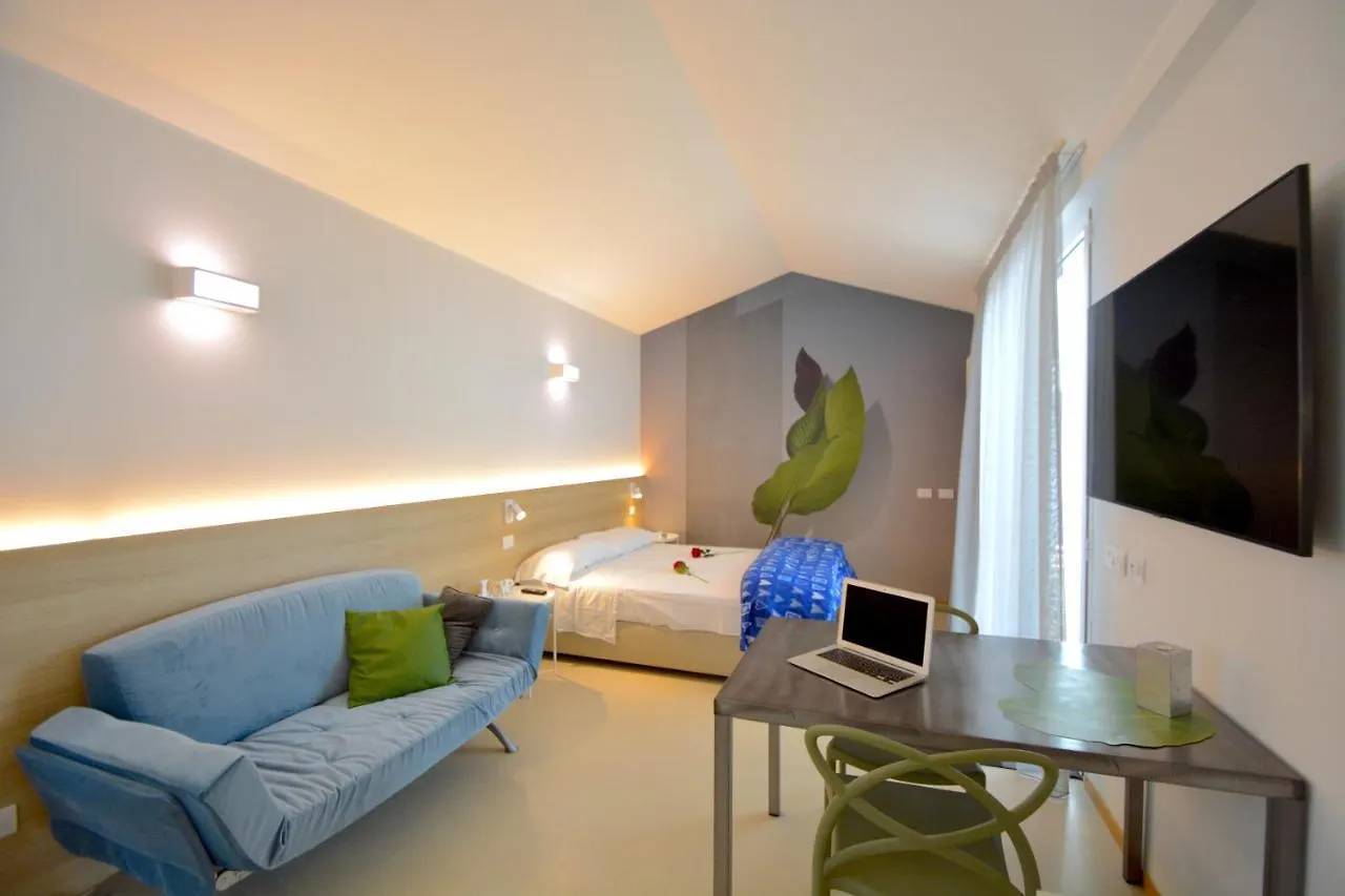 Prime Blue Suite - Appartamenti Con Jacuzzi Privata Riccione Italy