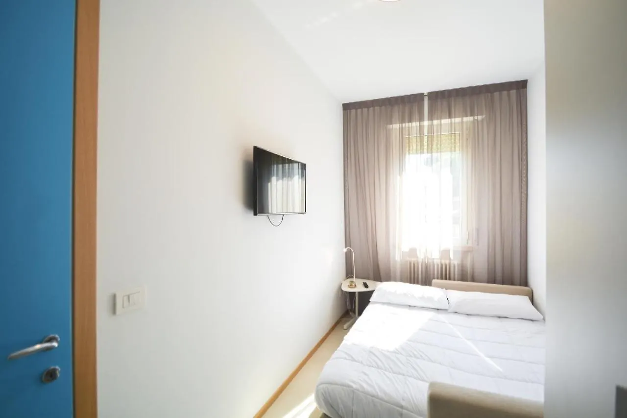 Prime Blue Suite - Appartamenti Con Jacuzzi Privata Riccione Aparthotel