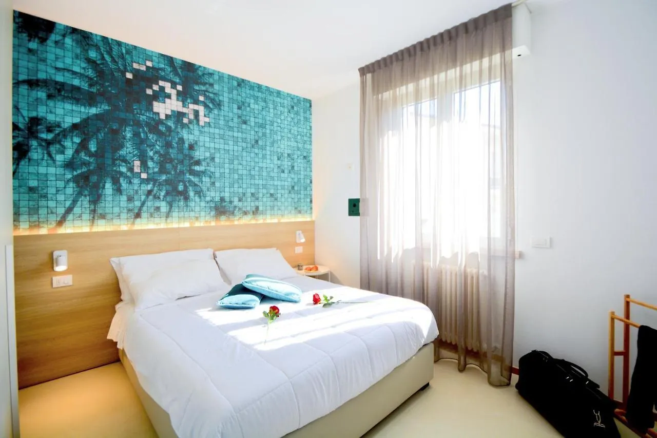 Prime Blue Suite - Appartamenti Con Jacuzzi Privata Riccione