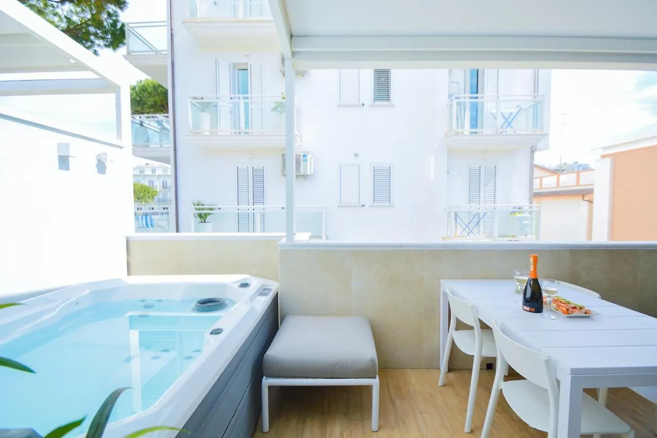 Prime Blue Suite - Appartamenti Con Jacuzzi Privata Riccione Italy