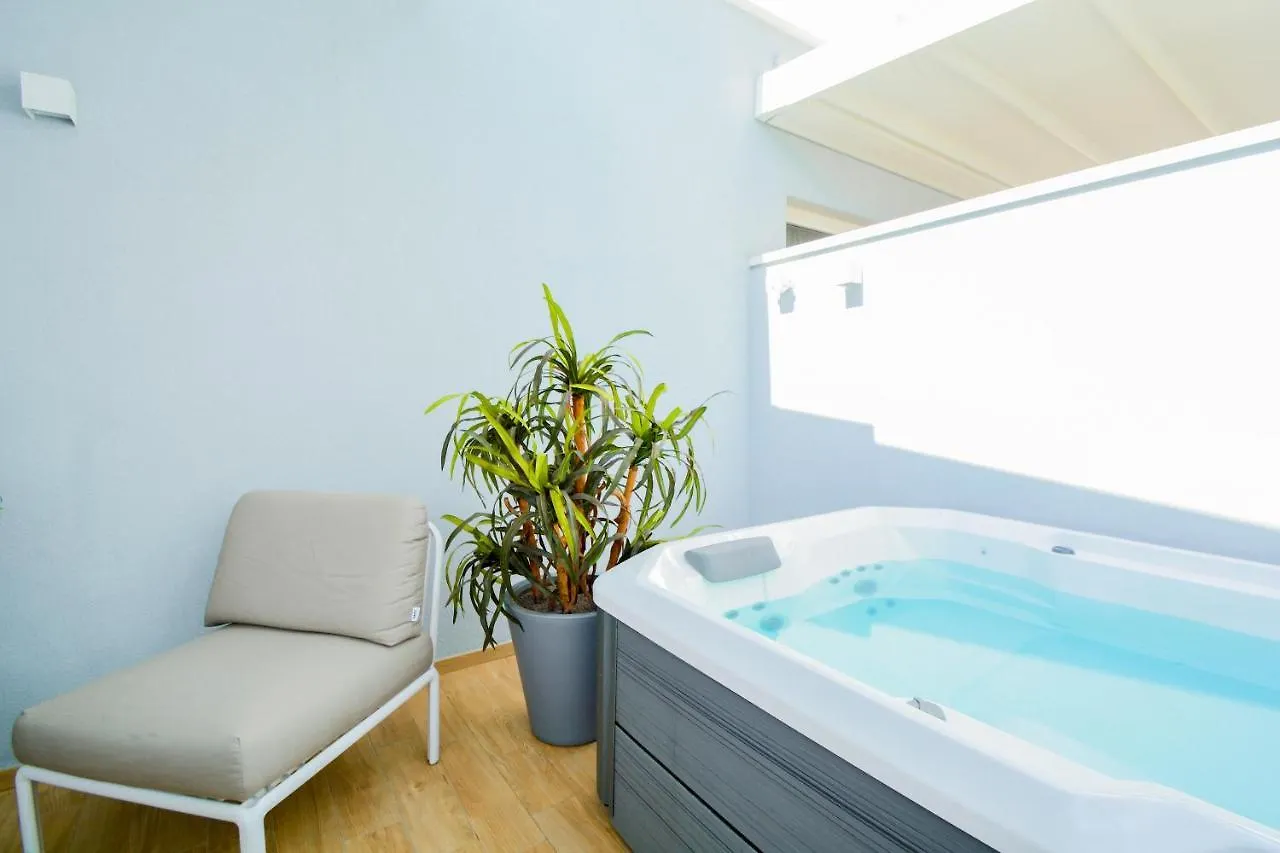 Prime Blue Suite - Appartamenti Con Jacuzzi Privata Riccione 0*,  Italy
